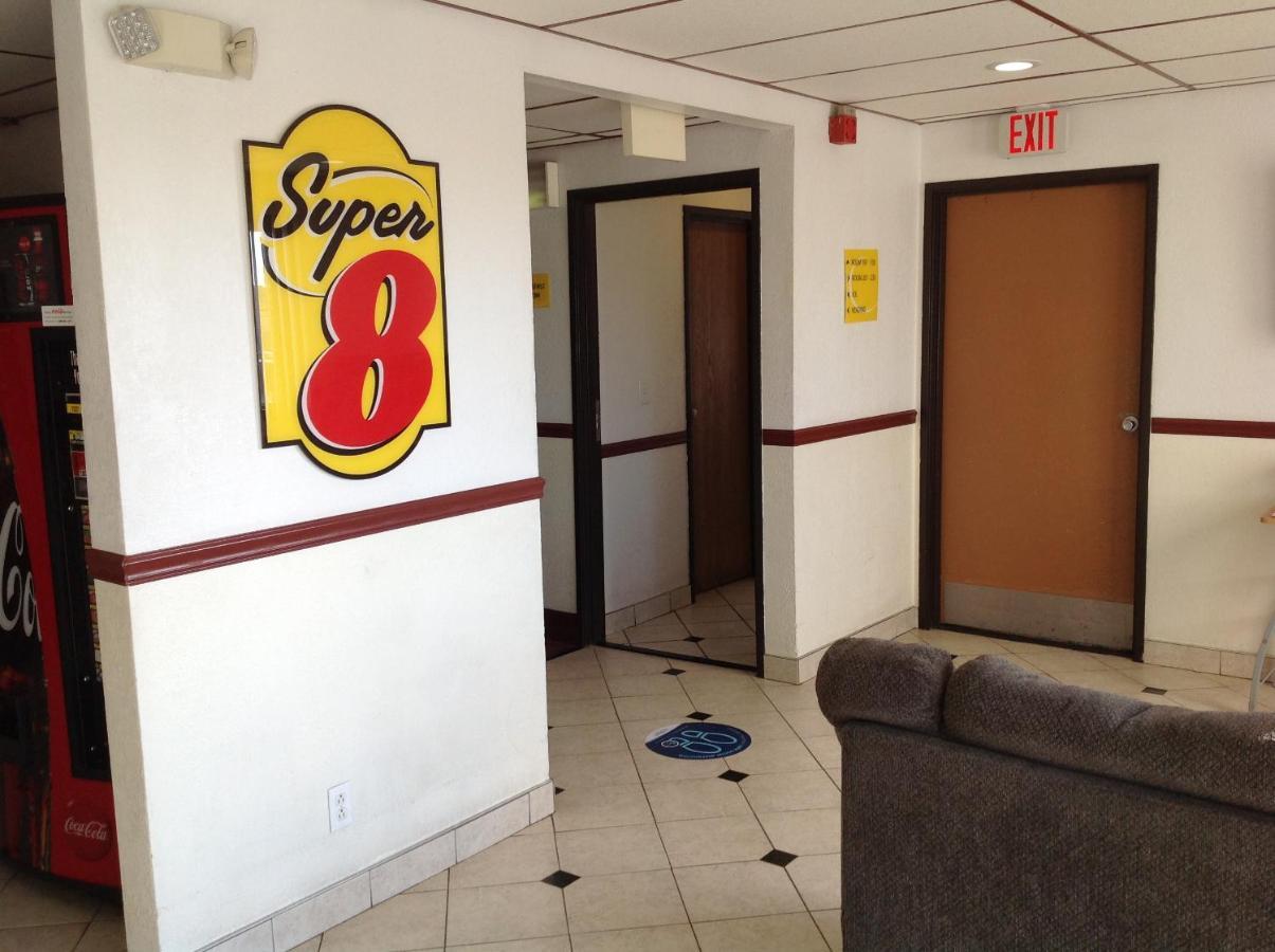 Super 8 By Wyndham Winchester Va Экстерьер фото